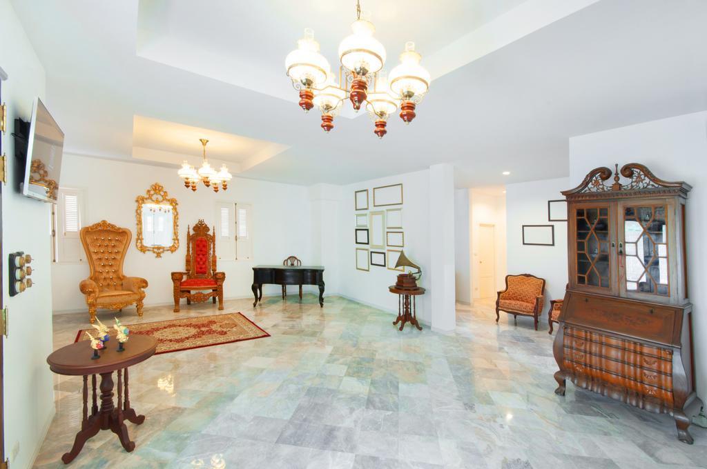 Dharasom' S Colonial House Hotel Bangkok Kültér fotó