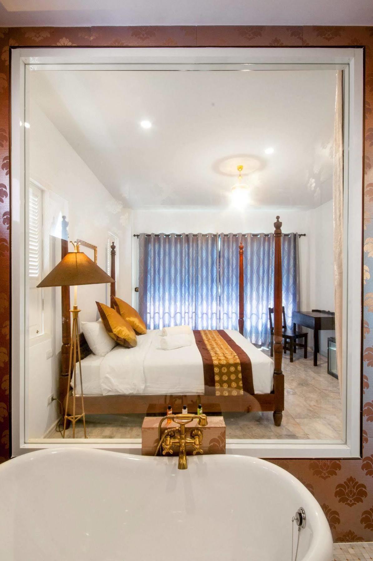 Dharasom' S Colonial House Hotel Bangkok Kültér fotó